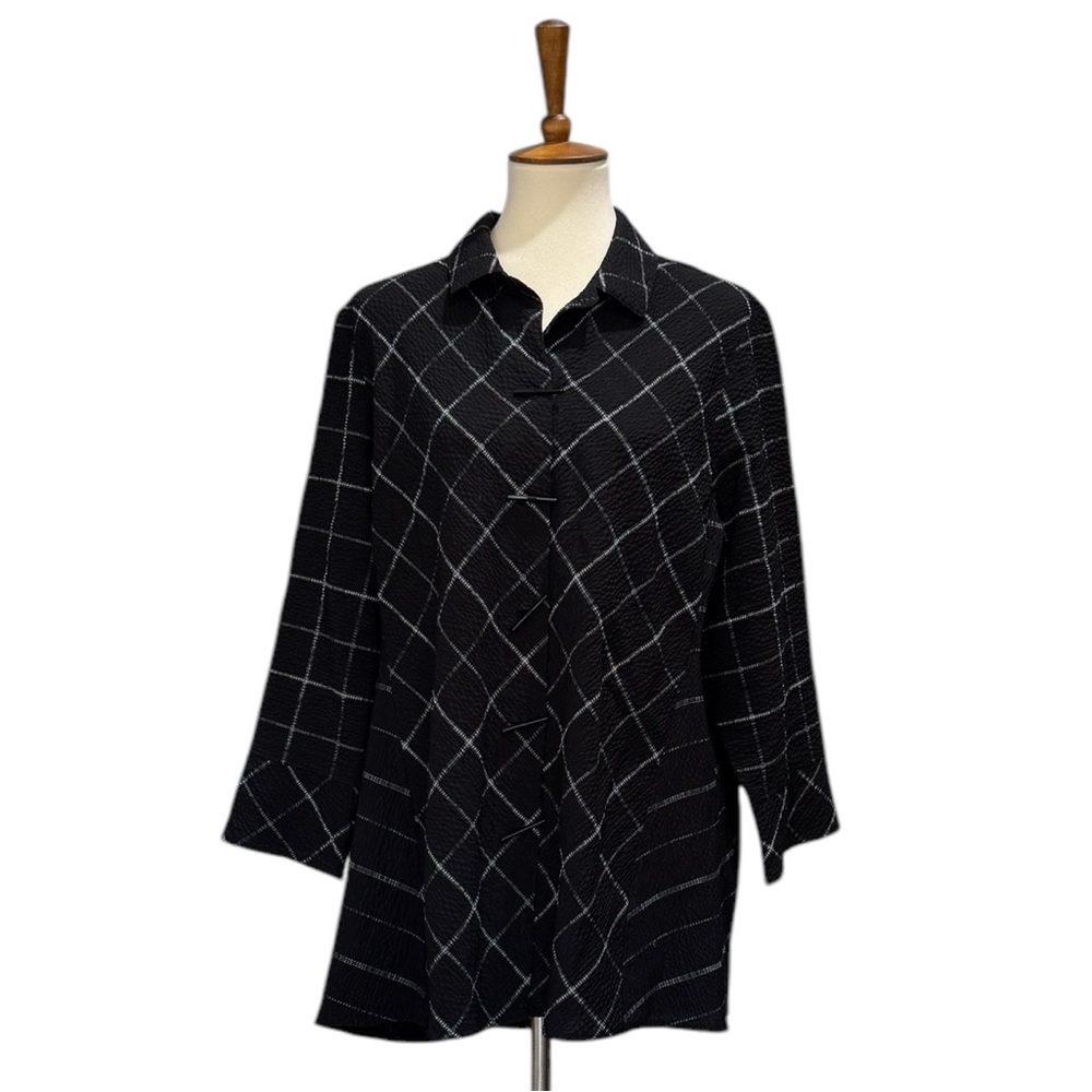 Habitat Black and White Button-Up Shirt #62